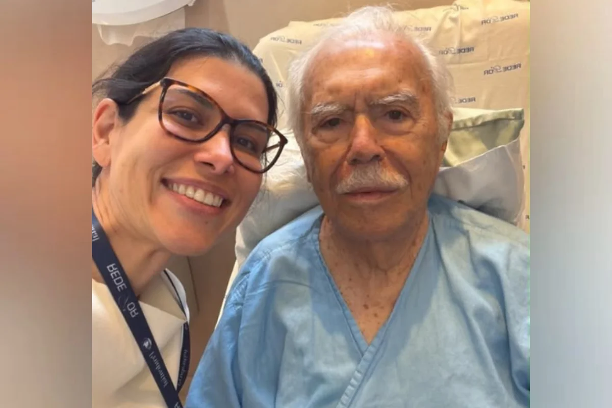 JOSÉ SARNEY RECEBE ALTA APÓS CIRURGIA E NOVE DIAS INTERNADO