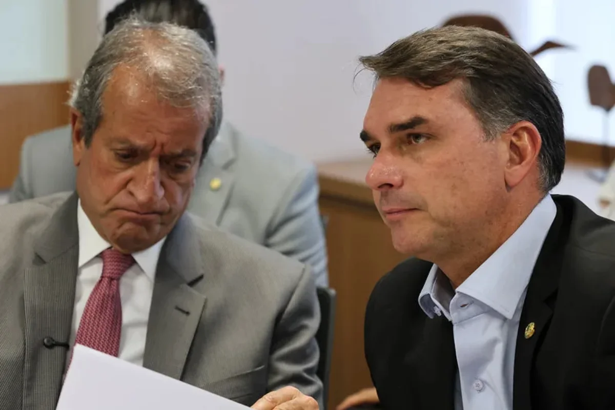 BOLSONARO VAI ESCOLHER O VICE DE FLÁVIO, DIZ VALDEMAR