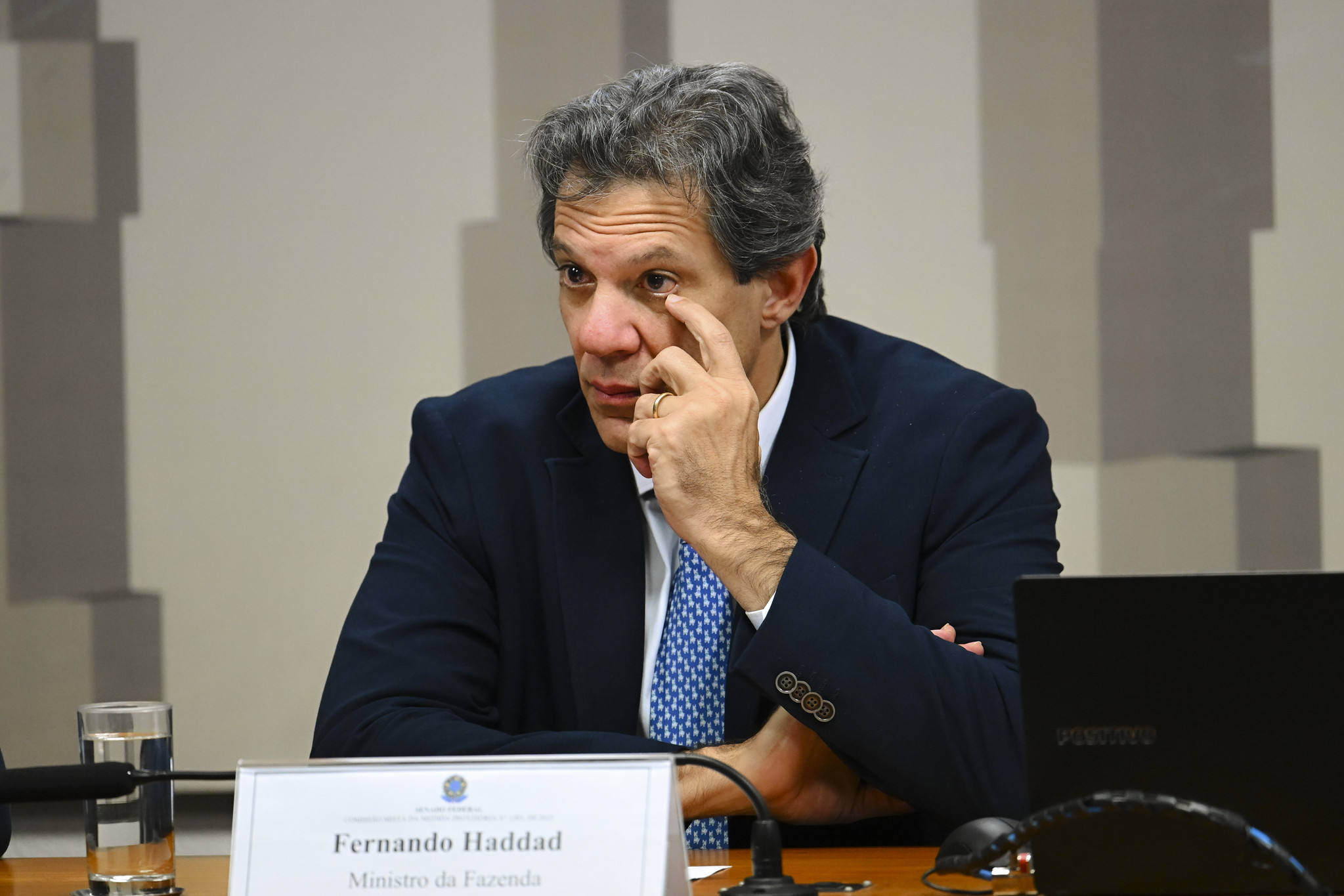 PM ANALISA 40 CÂMERAS E DIZ NÃO TER ENCONTRADO ABORDAGEM IRREGULAR A MOTORISTA DE HADDAD