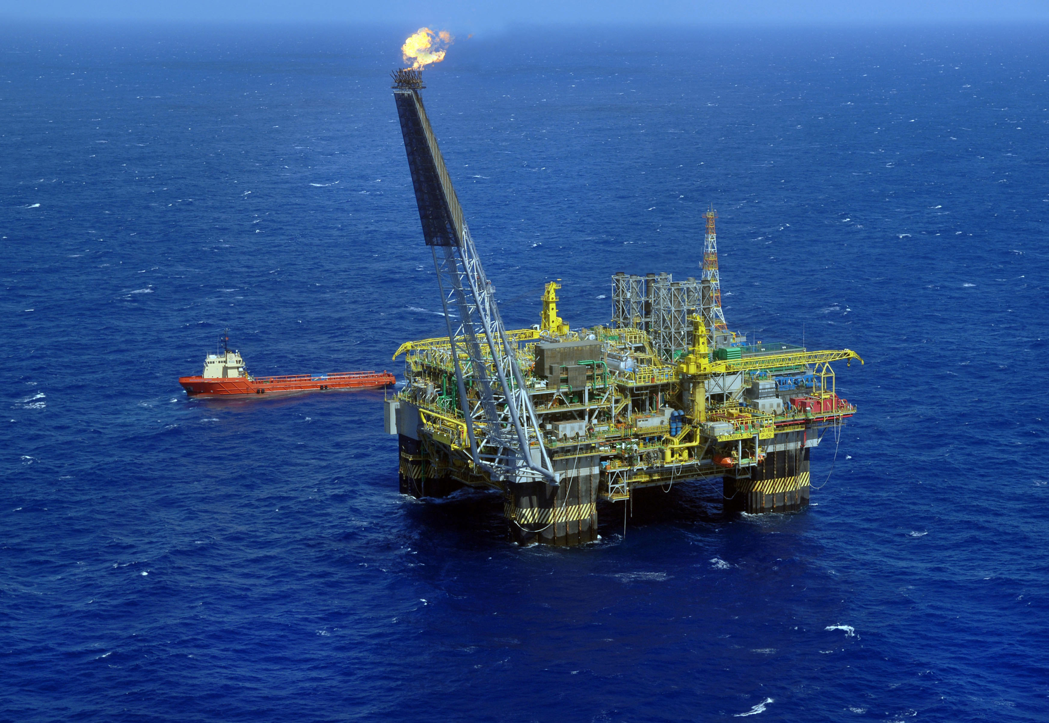 BRASIL BATE RECORDE NA PRODUÇÃO DE PETRÓLEO EM MEIO À CRISE DE ABASTECIMENTO PROVOCADA PELA GUERRA NO IRÃ