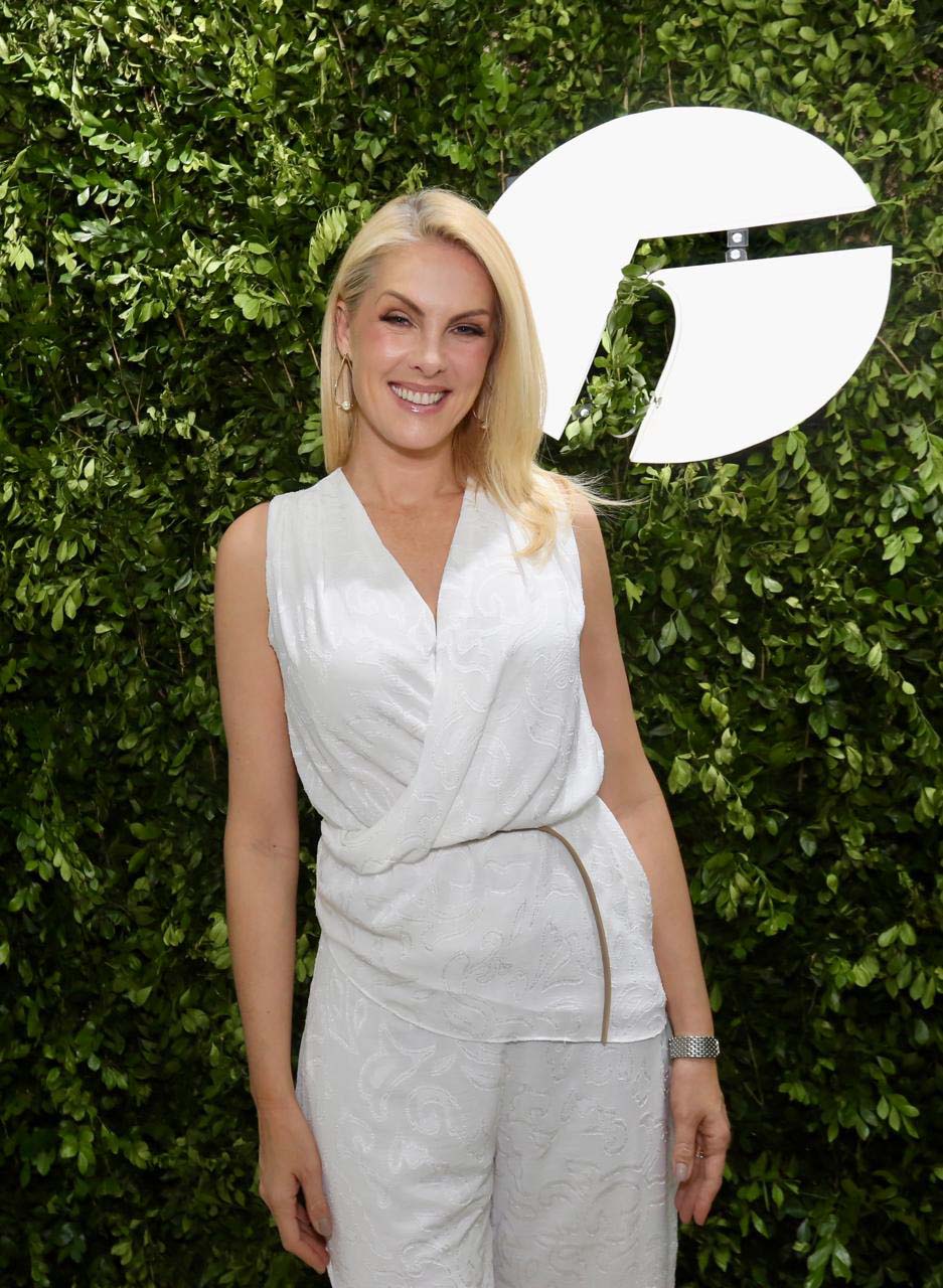 APARTAMENTO DE R$ 5,2 MILHÕES DE ANA HICKMANN NÃO RECEBE LANCES EM SEGUNDO LEILÃO