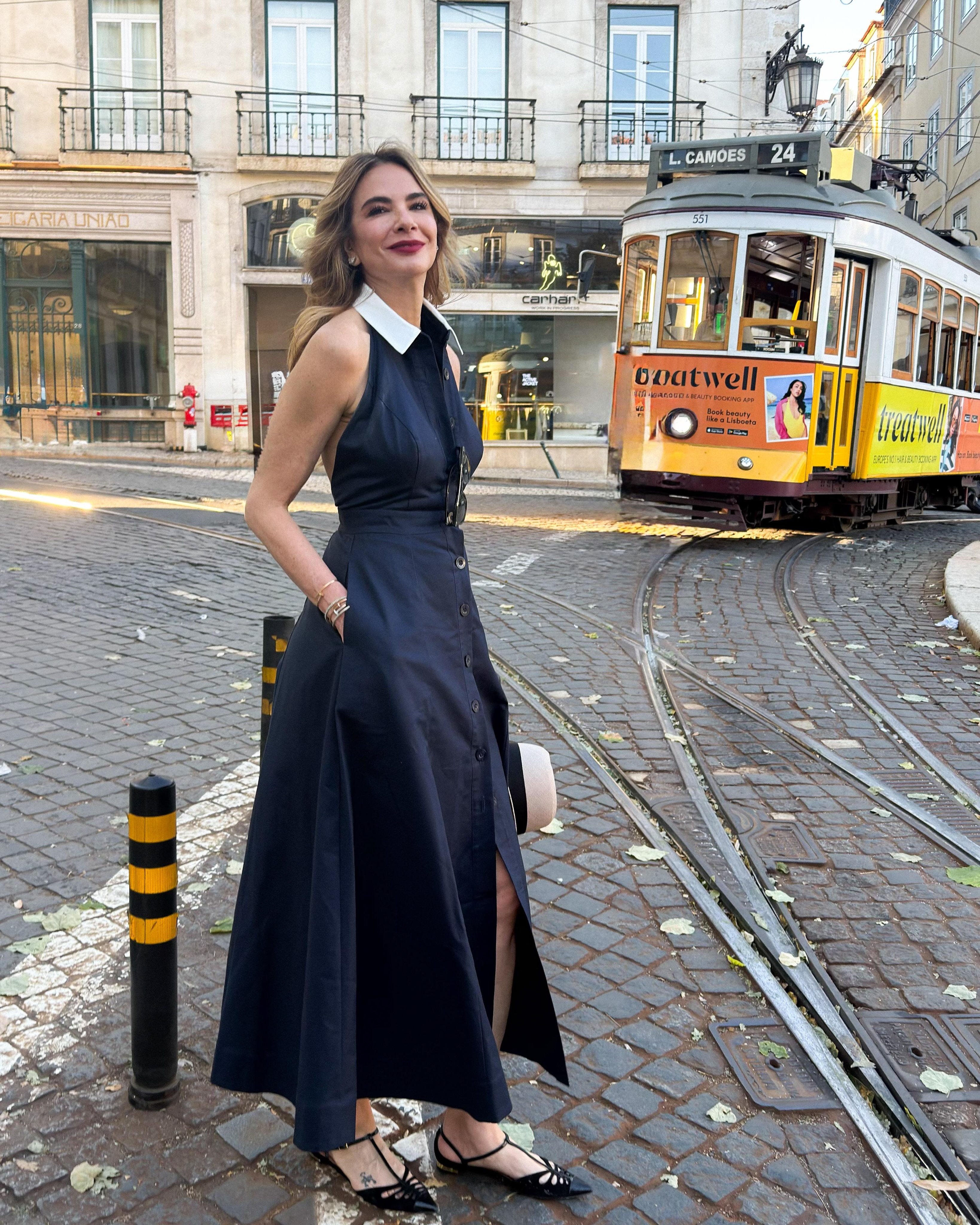 LUCIANA GIMENEZ É ALVO DE AÇÃO DE DESPEJO DE COBERTURA DE LUXO EM SÃO PAULO